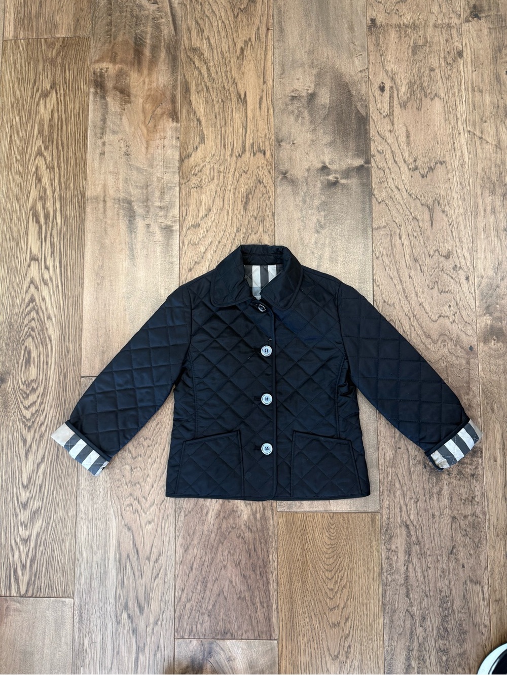 Burberry kids quilted jacket black size 4